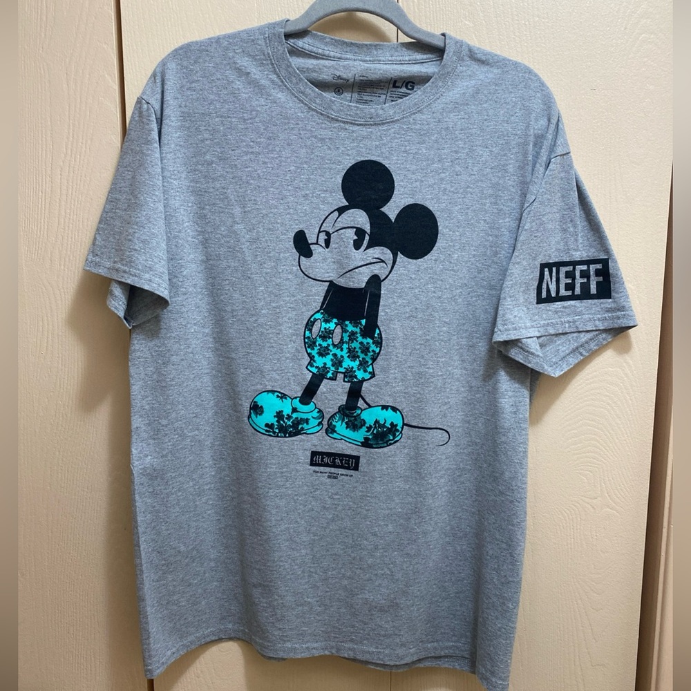 Disney NEFF Mickey Mouse Mens Large  Short Sleeve Gray T- Shirt